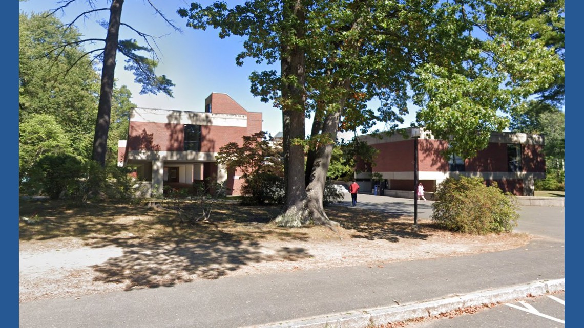 Hampshire College in Western Massachusetts to close