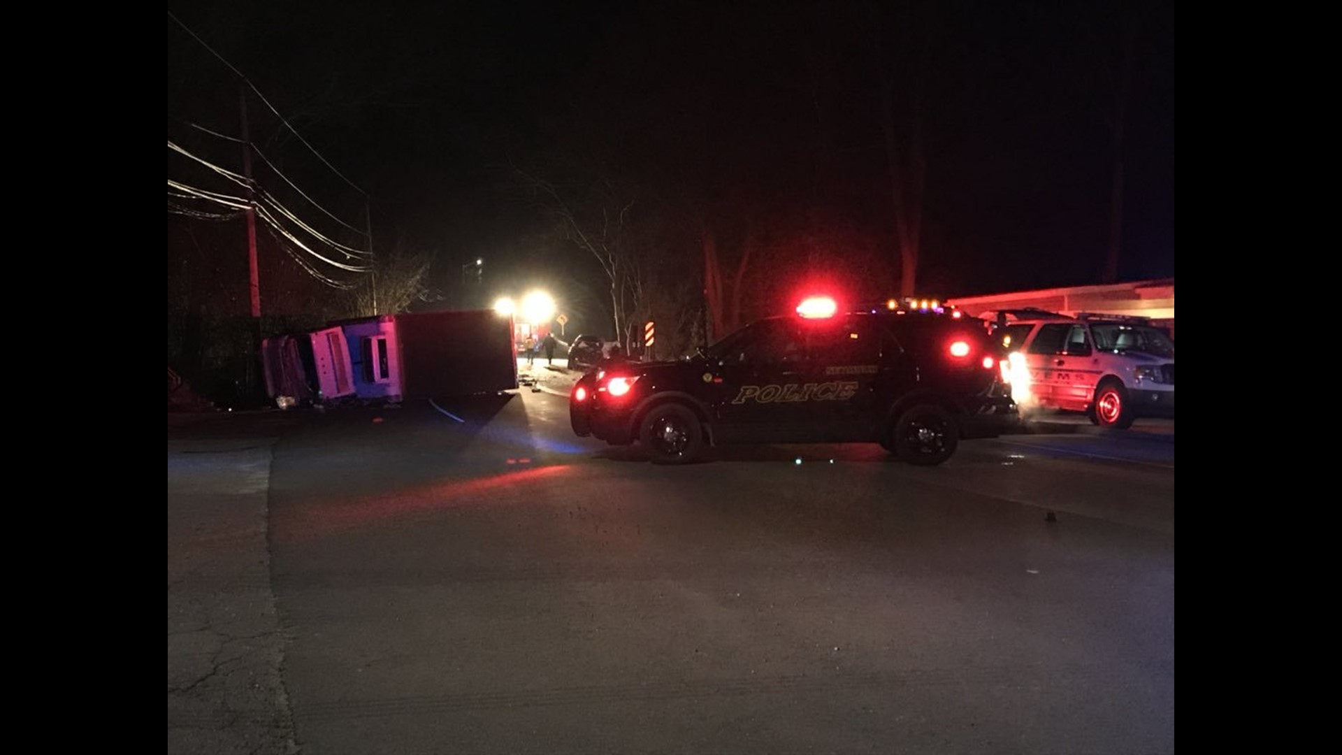 1 dead, 1 seriously injured in twocar crash in Derby