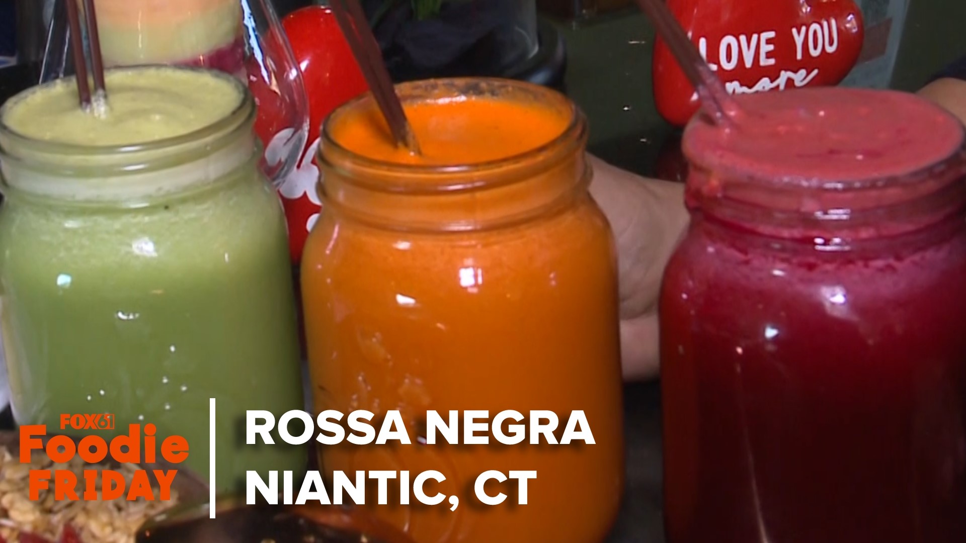 FOX61的Rachel Piscitelli访问了Niantic的Rossa Negra，尝试了该地区的第一家国际融合美食餐厅和果汁吧。
