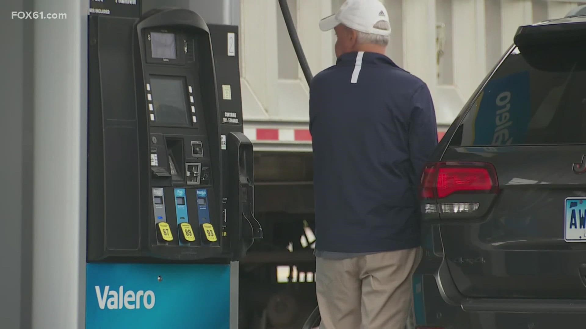 The record gas price is now $4.92. Gas prices continue to climb, now people are doing what they can to save.