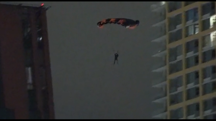 WATCH: Man Parachutes Off Crane, Gets Arrested | Fox61.com