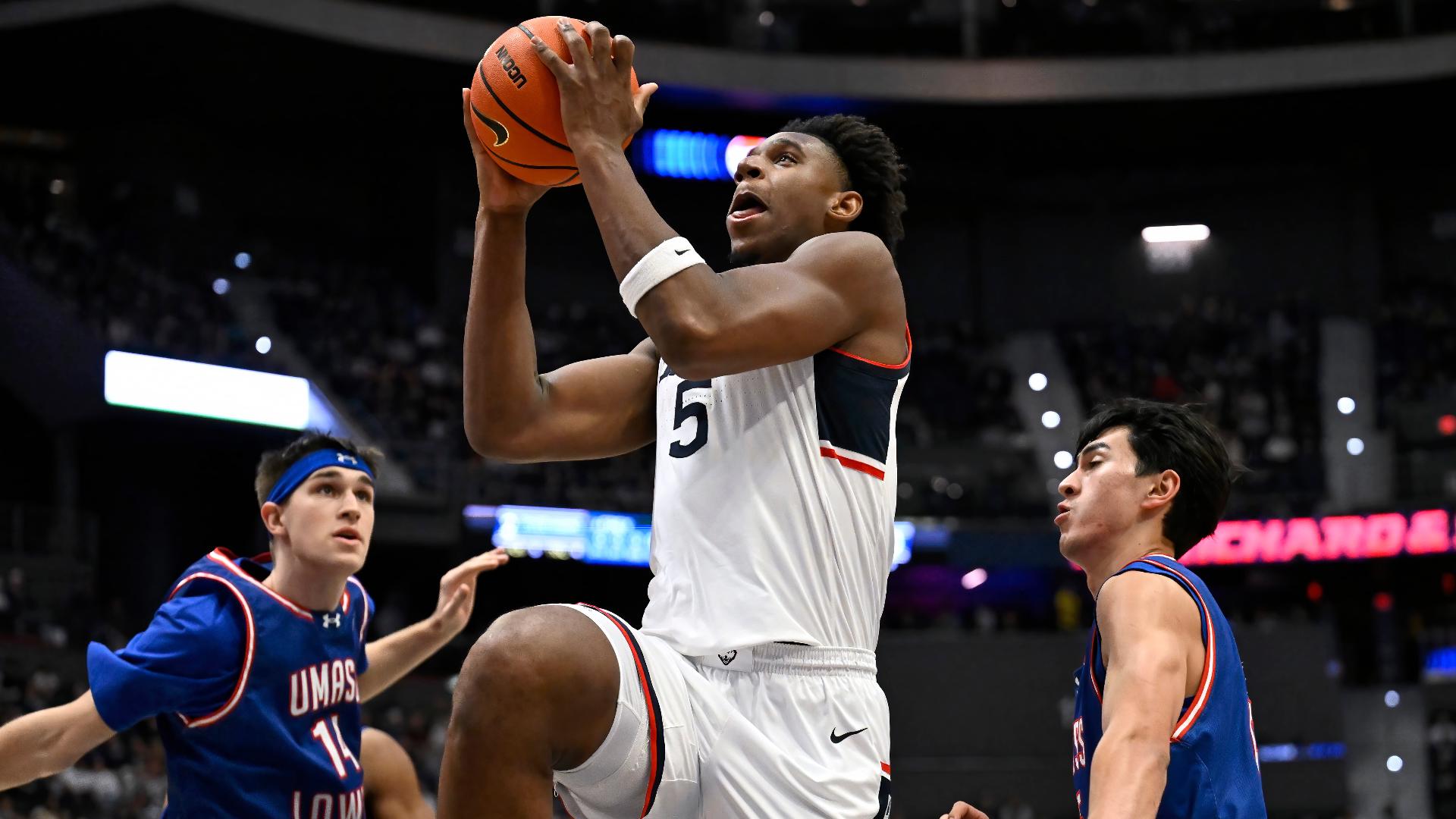 UConn men’s basketball buries UMass Lowell 11047 in Reed’s dominant