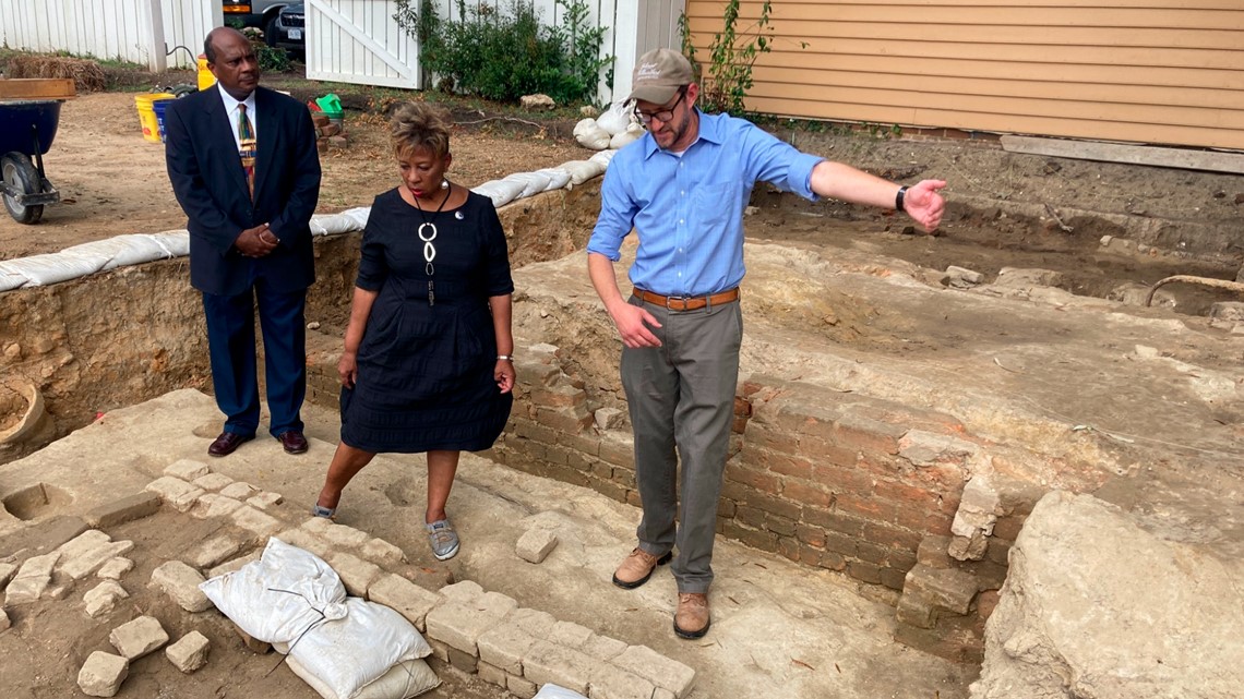 Grave excavation begins at historic Black church in Williamsburg - Vimarsana News