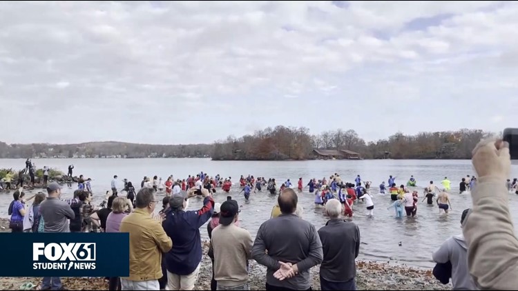 East Hampton residents raise record amount in annual plunge
