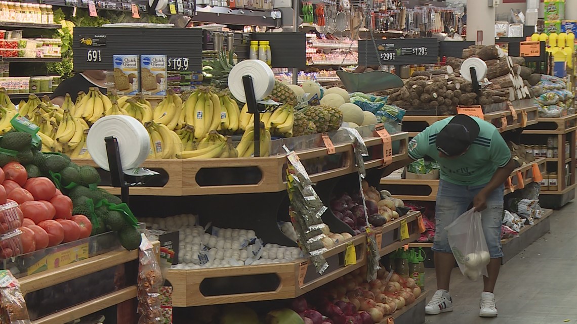 SNAP, EBT outage causes headache for Hartford grocery store, customers