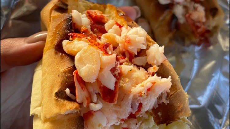 龙虾乐园的龙虾卷被评为新英格兰|美食家星期五最好的