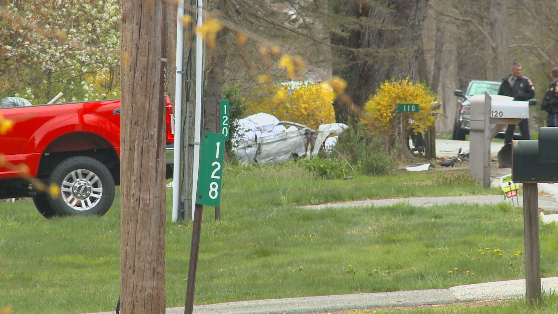 1 person dead after car crashes into tree, catches fire in Hebron ...
