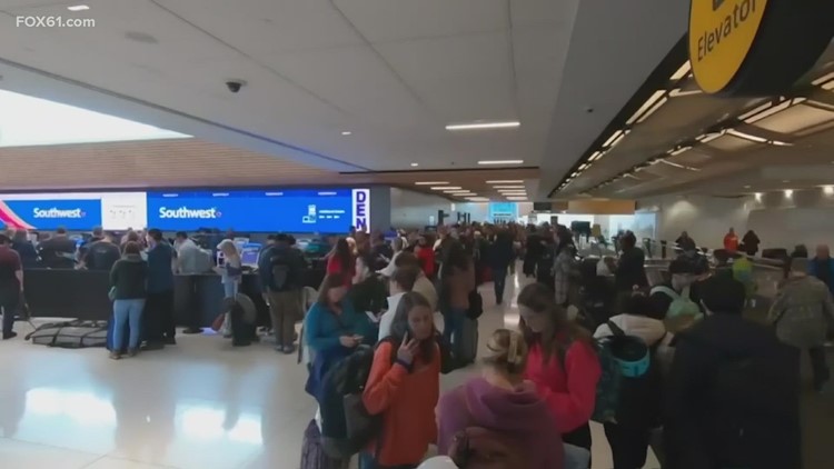 Proposed bill would further compensate travelers for delays/canceled flights