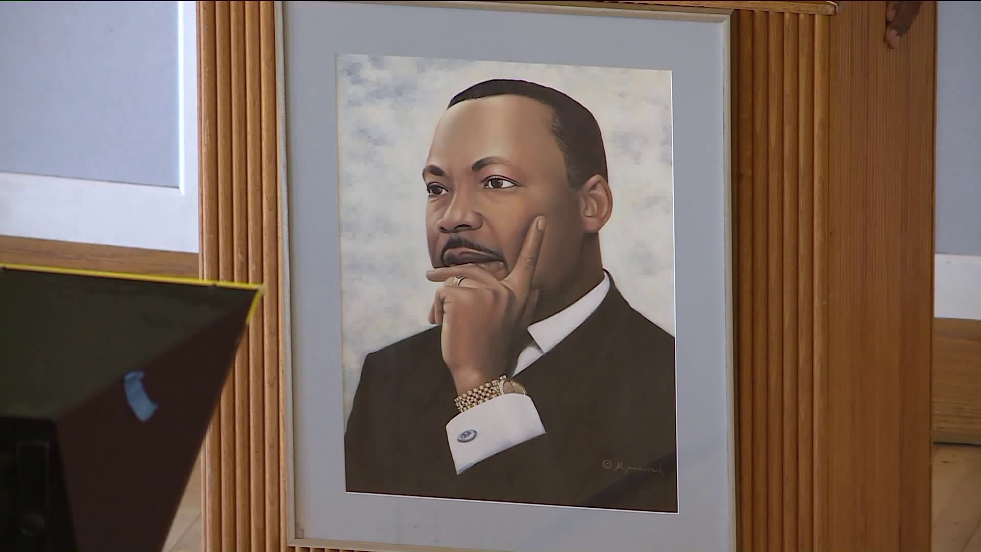 Hundreds gather to honor the late Dr. Martin Luther King in West Hartford