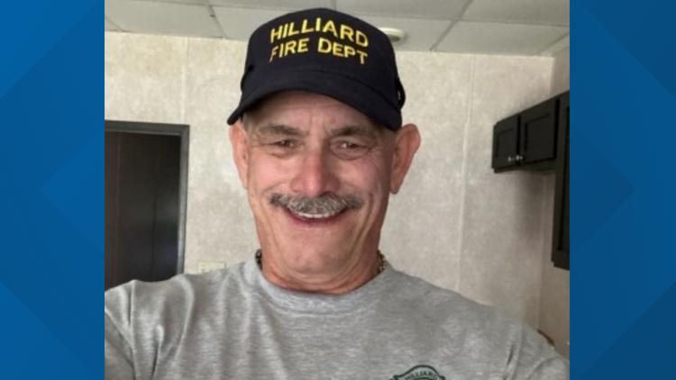 Florida volunteer firefighter dies battling brush fire, town says