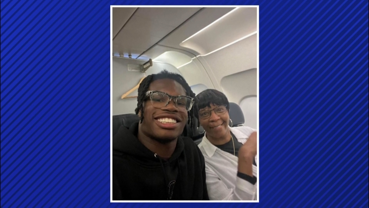 'I'm still speechless!' Woman reacts to viral plane photo she took with Travis Hunter