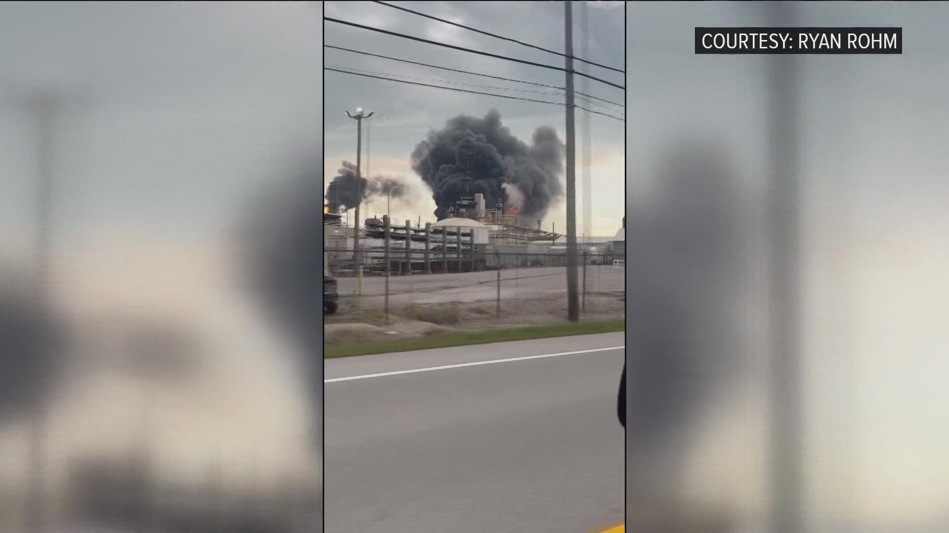 Heavy black smoke has been seen coming from the area of the northwest Ohio refinery on Cedar Point Road in Oregon and dispatch confirms reports of injuries.