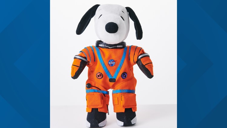 Snoopy suits up, visits space as part of NASA's Artemis launch