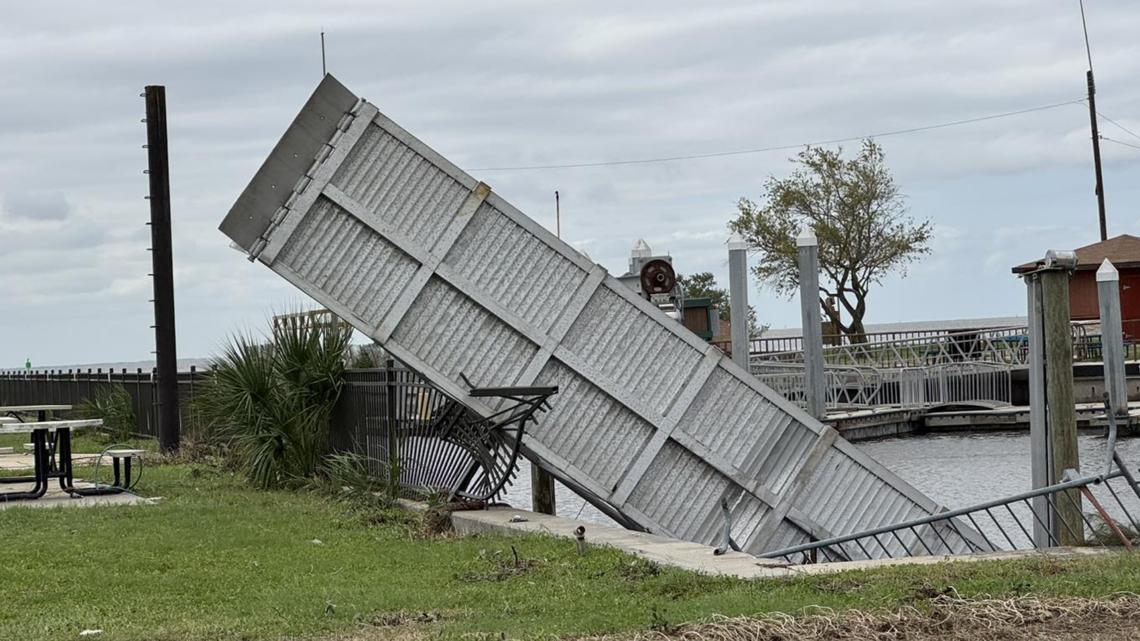 Hurricane Milton damage in Tampa Bay Photos, videos