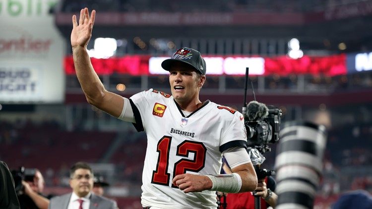 Source: Tampa Bay Bucs quarterback Tom Brady plans to retire from football