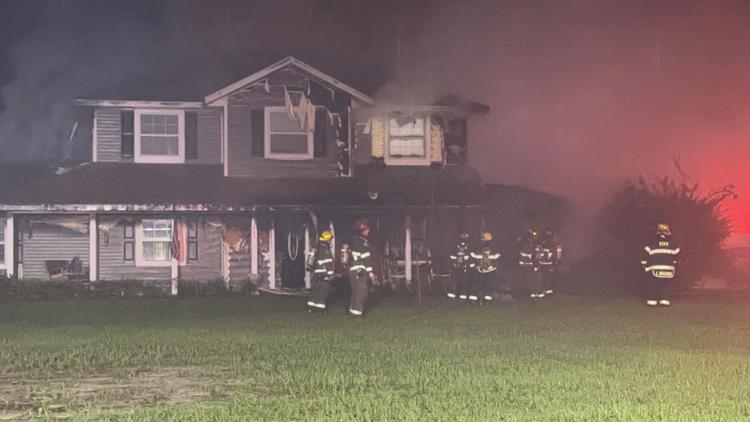 2 birds, 1 dog dead in Citrus County house fire caused by lightning strike