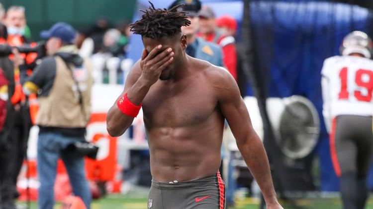 'I didn't quit. I was cut,' NFL's Antonio Brown releases statement  on Sunday's exit
