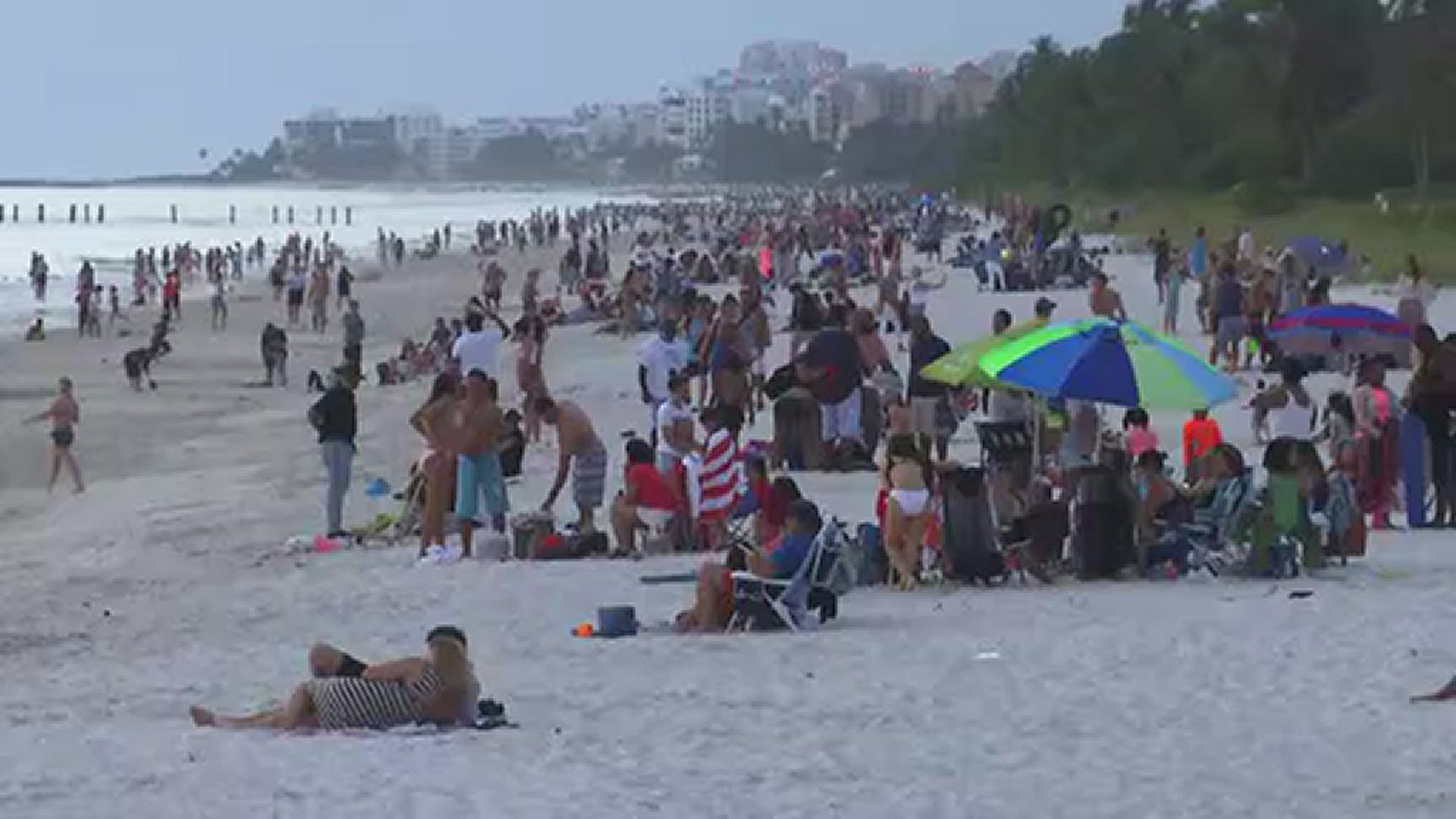 Ten days after reopening its beaches, one southwest Florida city is closing them back down.