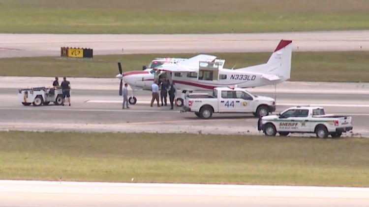 'Kudos to that new pilot': Passenger with no flying experience safely lands plane in Florida