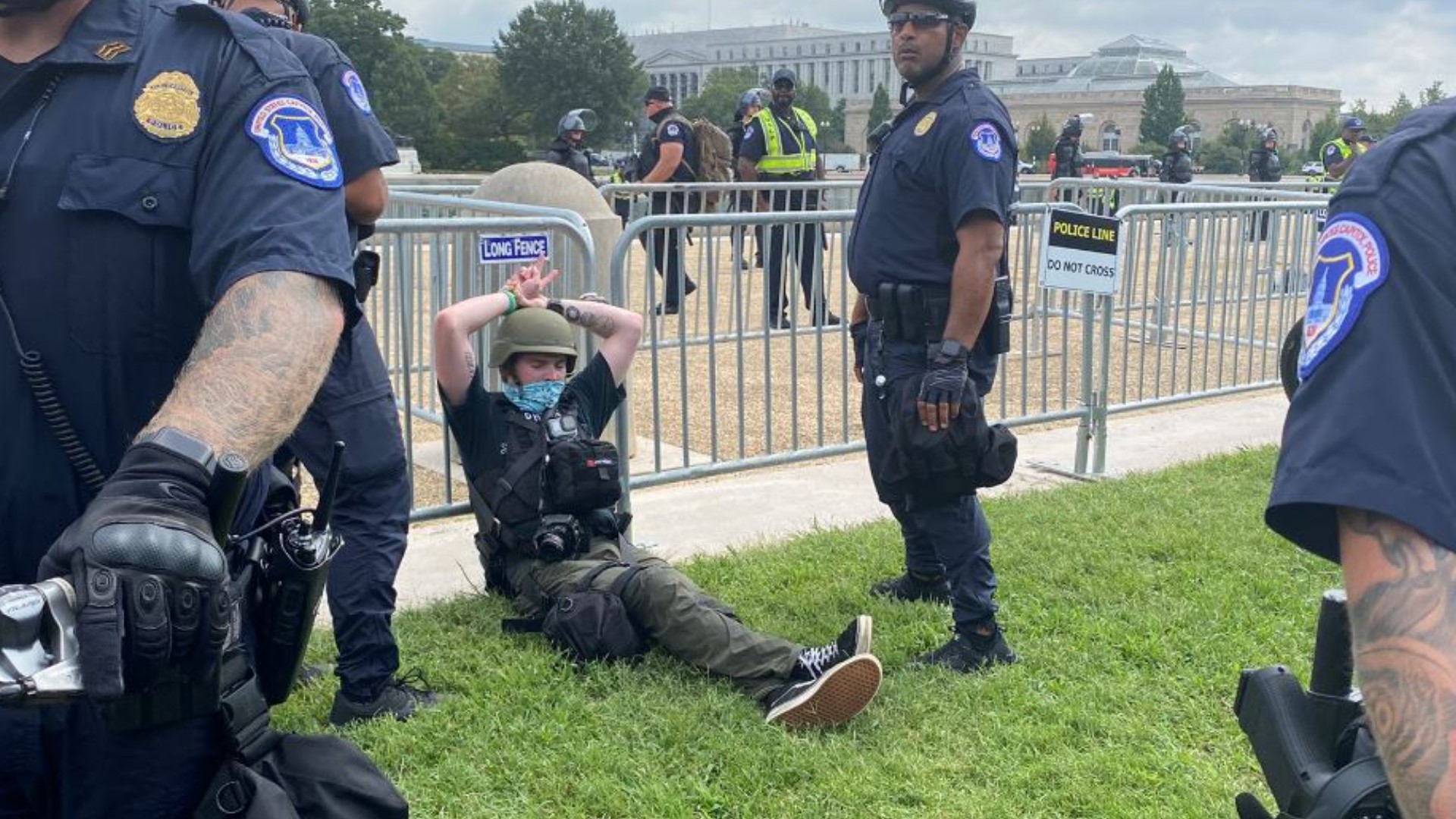 At approximately 12:40 pm, U.S. Capitol Police officers arrested a man they say had a knife, for a weapons violation according to USCP.