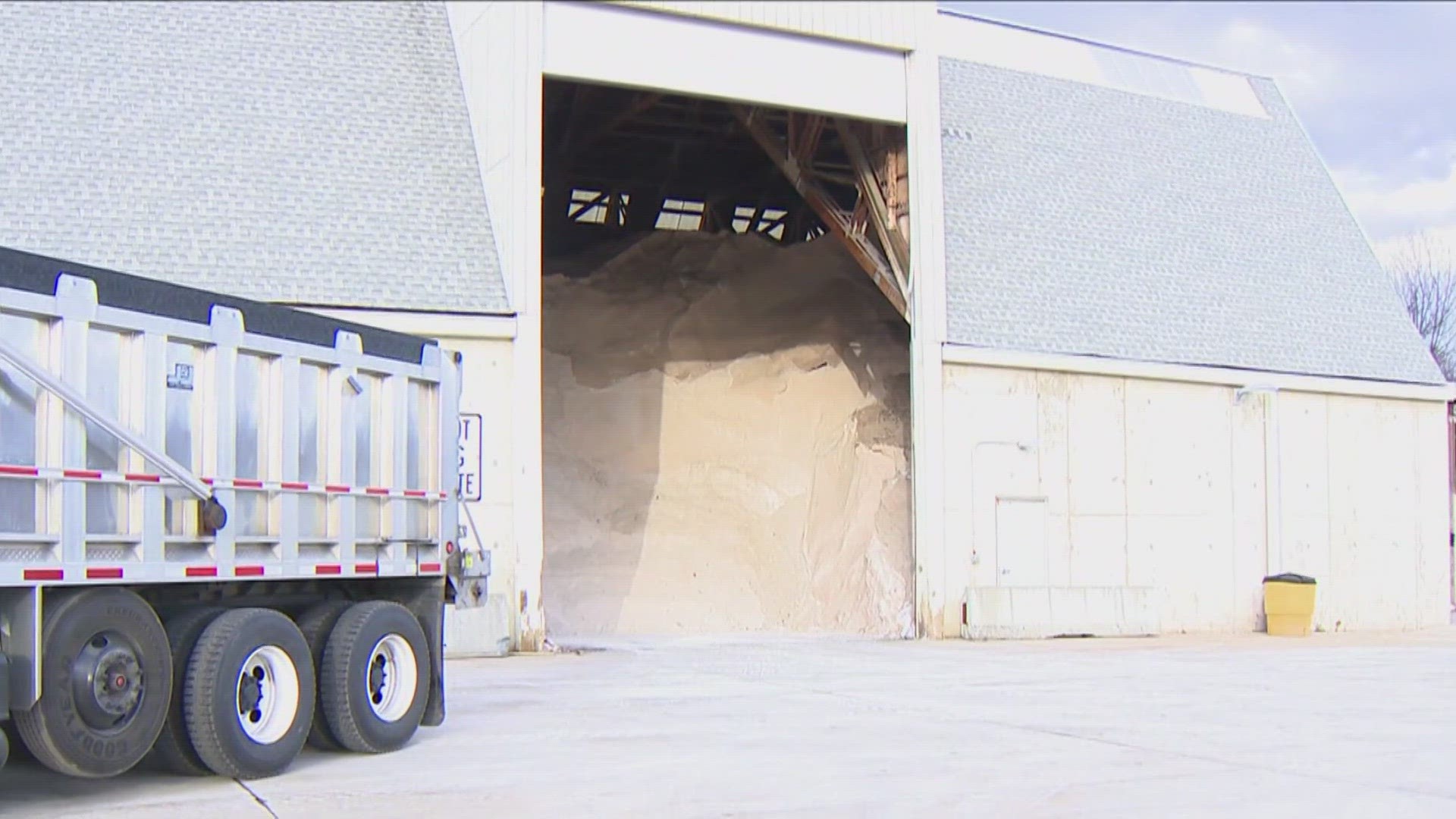 why-leftover-salt-on-roadways-is-bad-for-the-environment-fox43
