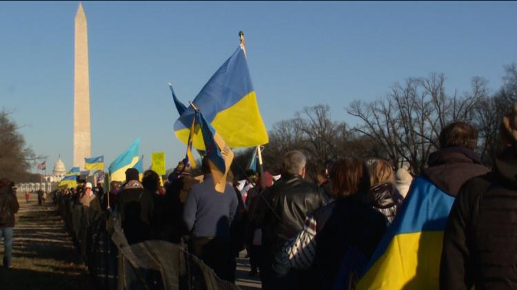 'We’re praying' | Hundreds march in DC to support Ukraine and call for peace
