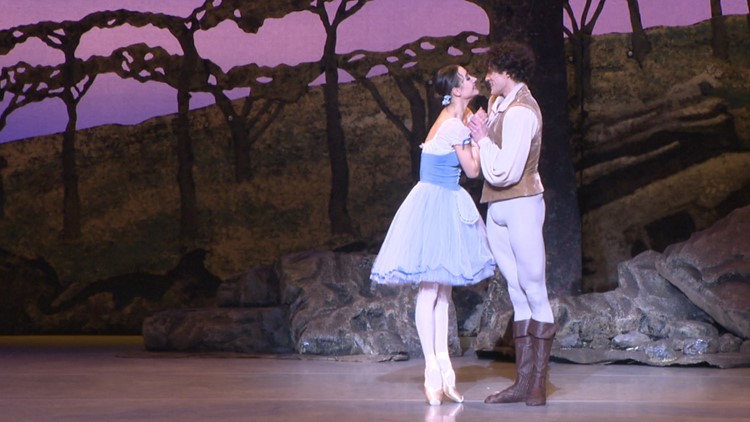United Ukrainian Ballet company hopes to shed light on war through dance