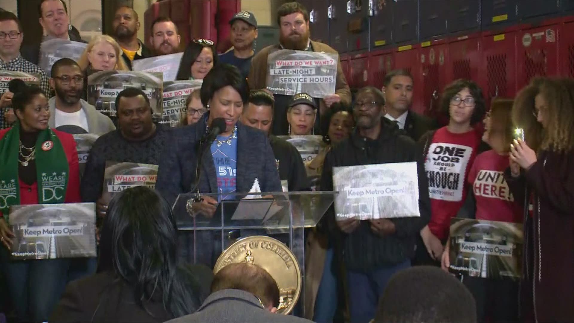 The Mayor of the District hosted a rally proposing that Metro keep hours open later during the week.