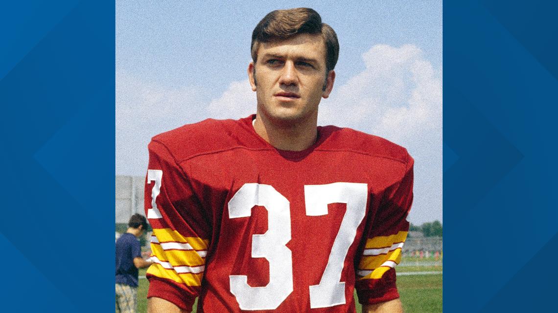 Pat Fischer, an All-Pro Washington NFL player dies | fox43.com