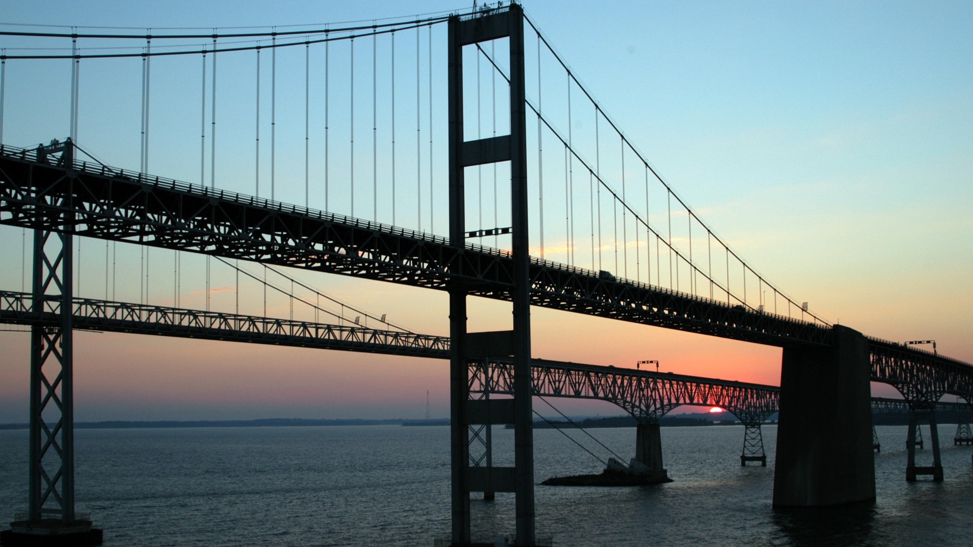 AUTHORITIES ON BOTH SIDES OF THE BRIDGE ARE CLOSING CERTAIN RAMPS IN AN EFFORT TO DISCOURAGE ALL THOSE TRAVELERS FROM GETTING OFF THE HIGHWAY.