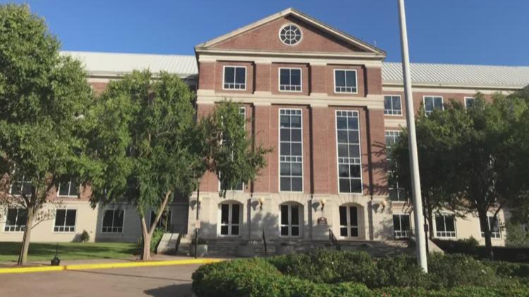 Virginia Beach Courthouse evacuated following bomb threat