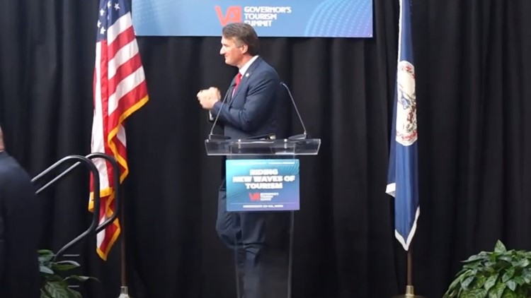 Youngkin visits tourism summit in Norfolk, announces grants for small businesses