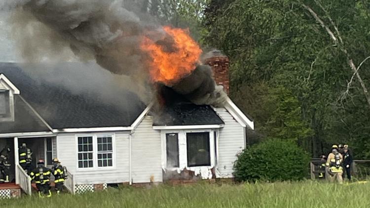 Chesapeake firefighters battle flames; no injuries reported