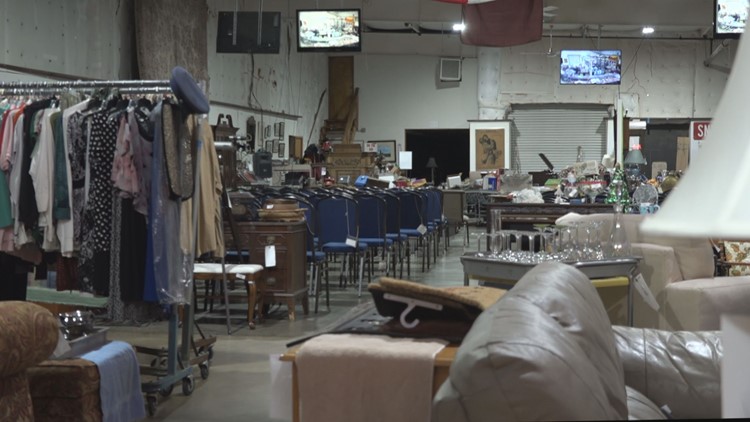 'Recommerce' marketplace booming as more Americans buy, sell secondhand