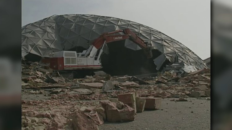 13News Now Vault: 28 years ago this week, The Dome came down in Virginia Beach