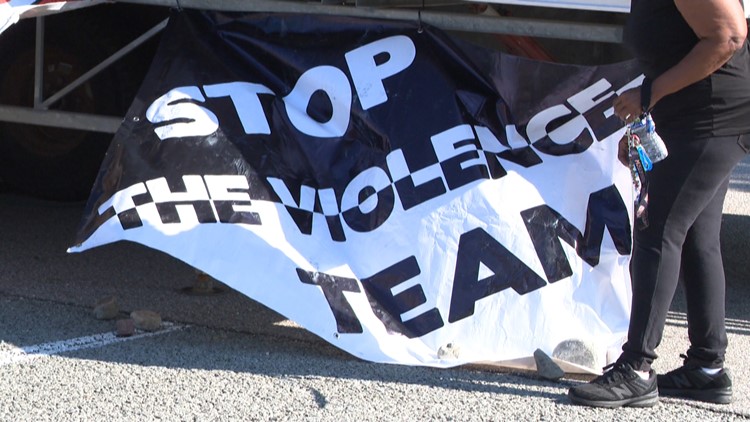 Community advocates host showcase to encourage youth away from violence