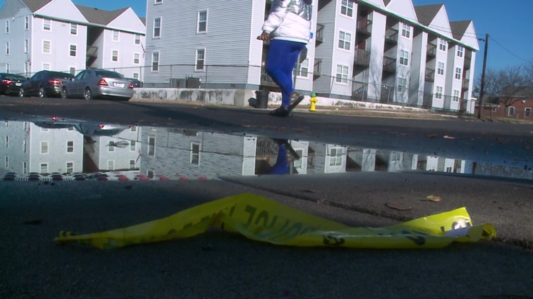 Norfolk police investigate Walker Avenue shooting that left man dead