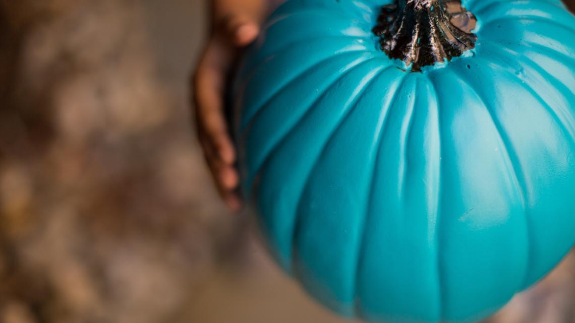 Teal Pumpkin Project: Halloween for kids with food allergies - Vimarsana News