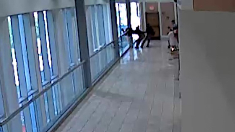 NNSO deputies prevent distraught man from harming himself