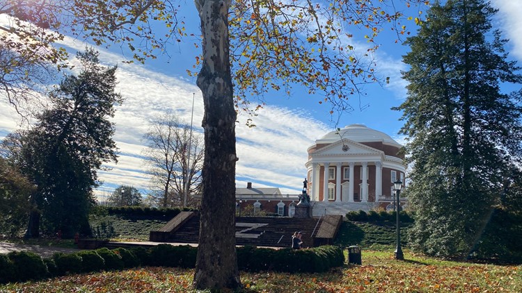 'Just pray for our community' | UVA students describe feelings as they return to class for first time since shooting