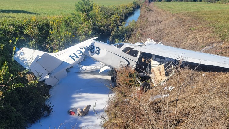 Pilot dead, 2 passengers critically hurt after small plane crashes at Newport News airport