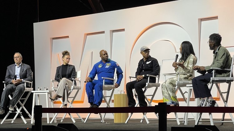 It's the last day of the Mighty Dream Forum. Here's what's happening in Norfolk.