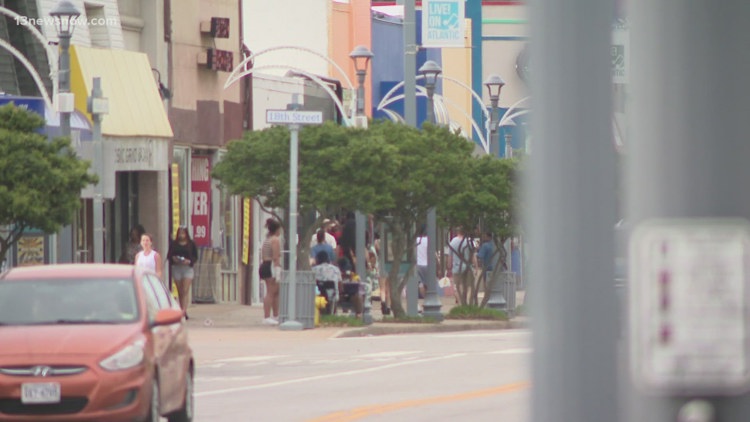 Virginia Beach businesses recount Saturday night chaos at the Oceanfront