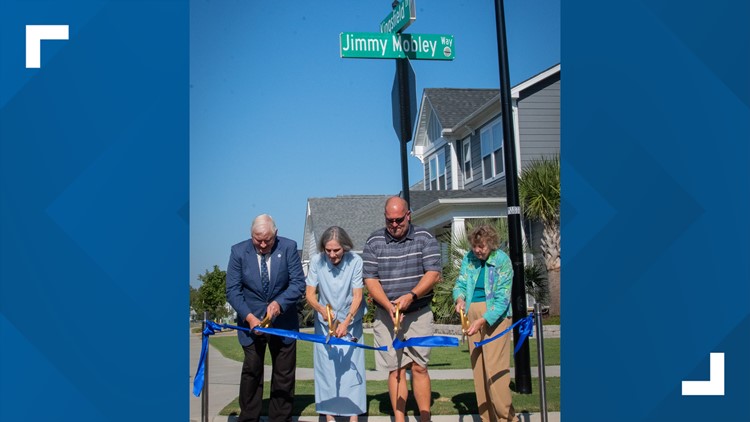 Remembering their service | 2 fallen Virginia Beach police officers honored with new street names