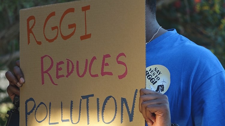 Climate activists want Virginia to remain in the Regional Greenhouse Gas Initiative