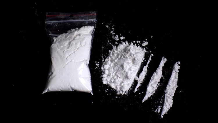 DOJ: Bloods gang member sentenced for selling more than 4 lbs of cocaine