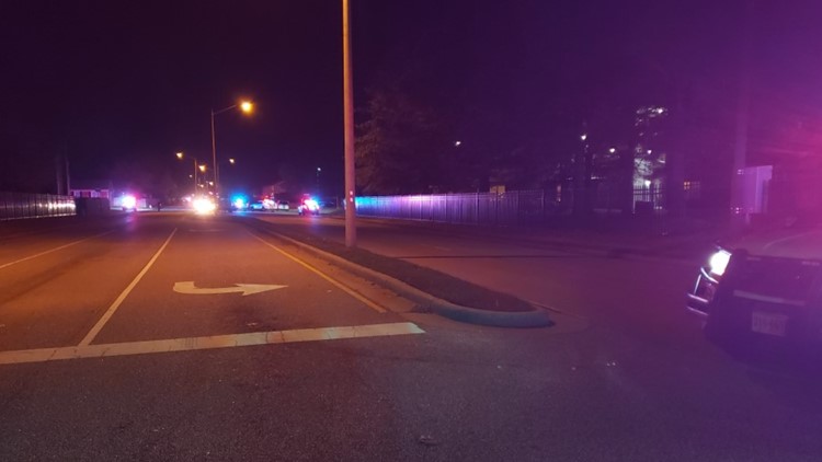 2 killed, 1 hurt minutes apart in separate Hampton shootings