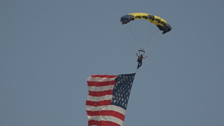 First day of NAS Oceana Air Show draws large crowd after two year hiatus
