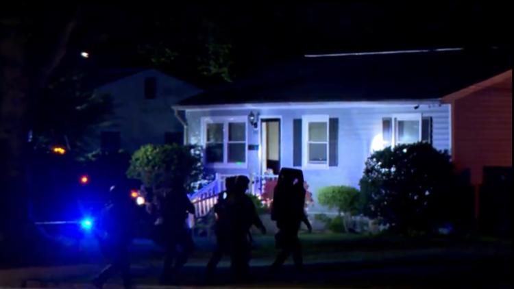 Man arrested after barricade situation on Roanoke Avenue in Newport News