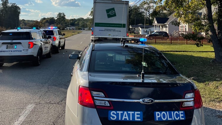 Moped driver killed in Isle of Wight County crash involving delivery truck